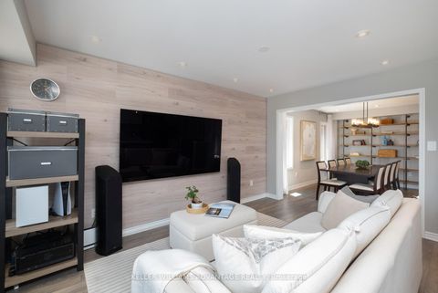 Photo 12 at 98 Howe Avenue, Birchmount, Toronto