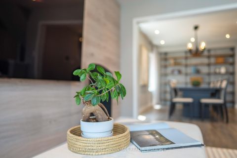 Photo 13 at 98 Howe Avenue, Birchmount, Toronto