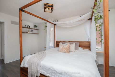 Photo 23 at 98 Howe Avenue, Birchmount, Toronto