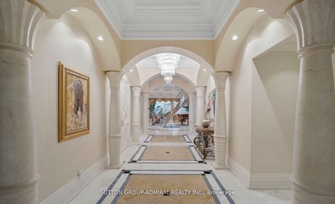Photo 1 at Uph - 1 Cordoba Drive, Lakeview Estates, Vaughan