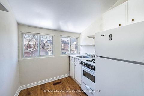 Photo 19 at 280 St Clarens Avenue, Dufferin Grove, Toronto