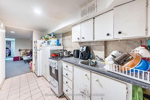 Photo 40 at 280 St Clarens Avenue, Dufferin Grove, Toronto