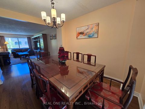 Photo 6 at 174 Rusty Crestway, Don Valley Village, Toronto