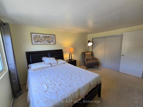 Photo 19 at 174 Rusty Crestway, Don Valley Village, Toronto