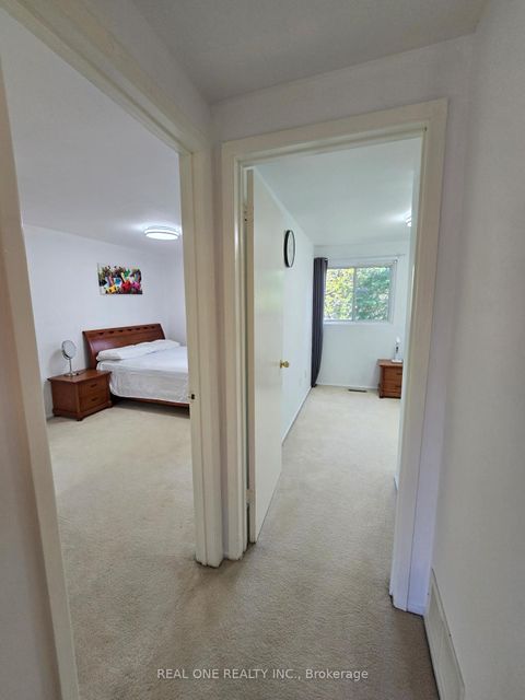 Photo 24 at 174 Rusty Crestway, Don Valley Village, Toronto