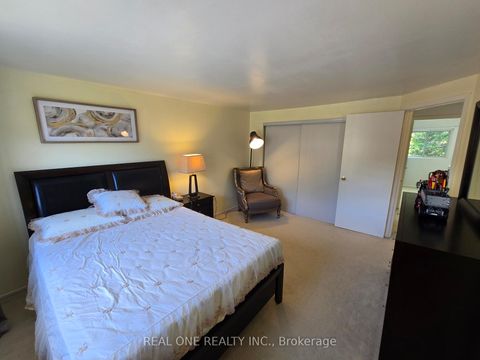 Photo 26 at 174 Rusty Crestway, Don Valley Village, Toronto