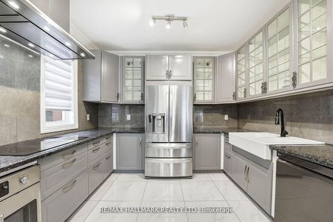 Photo 13 at 32 Orchard Park Drive, West Hill, Toronto