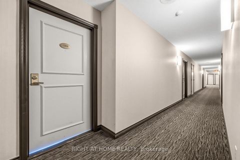 Photo 3 at 1906 - 260 Queens Quay W, Waterfront Communities C1, Toronto