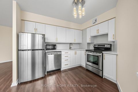 Photo 14 at 1906 - 260 Queens Quay W, Waterfront Communities C1, Toronto