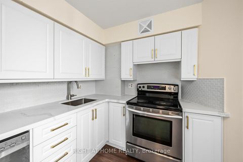 Photo 16 at 1906 - 260 Queens Quay W, Waterfront Communities C1, Toronto