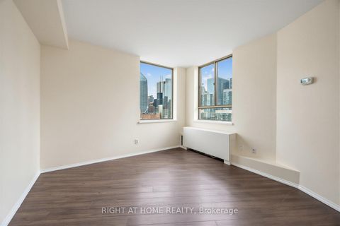 Photo 24 at 1906 - 260 Queens Quay W, Waterfront Communities C1, Toronto
