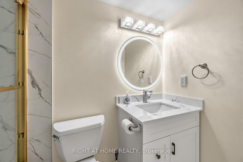 Photo 27 at 1906 - 260 Queens Quay W, Waterfront Communities C1, Toronto