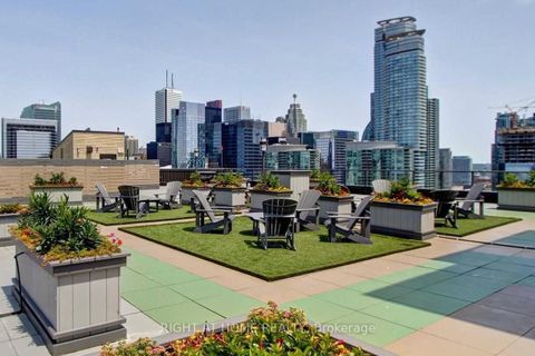 Photo 33 at 1906 - 260 Queens Quay W, Waterfront Communities C1, Toronto