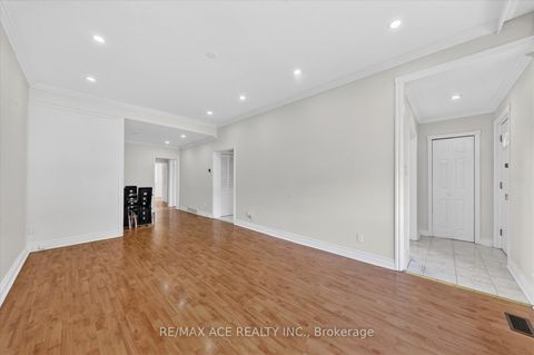 Photo 9 at 99 Laurel Avenue, Kennedy Park, Toronto