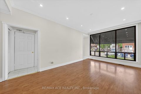 Photo 10 at 99 Laurel Avenue, Kennedy Park, Toronto