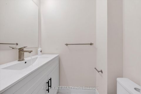 Photo 16 at 99 Laurel Avenue, Kennedy Park, Toronto