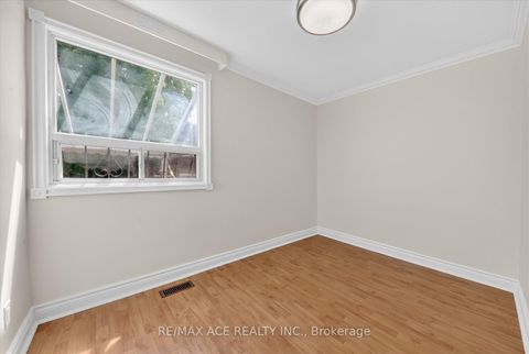 Photo 17 at 99 Laurel Avenue, Kennedy Park, Toronto