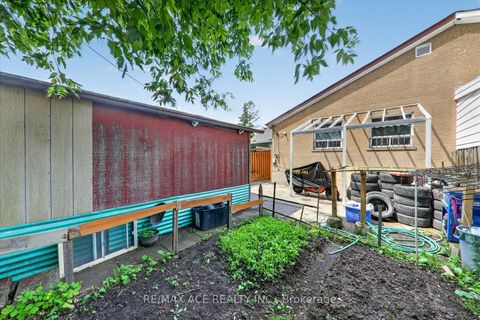 Photo 36 at 99 Laurel Avenue, Kennedy Park, Toronto
