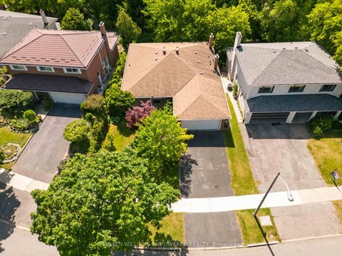 Photo 3 at 42 Pineway Boulevard, Steeles, Toronto