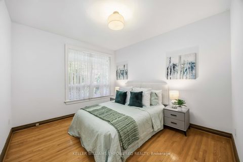 Photo 23 at 42 Pineway Boulevard, Steeles, Toronto