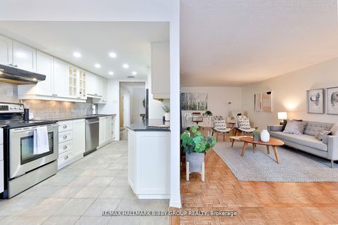 Photo 7 at 1007 - 360 Bloor Street E, Moore Park, Toronto