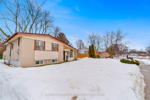 Photo 2 at 15 Ben Stanton Boulevard, Woburn, Toronto