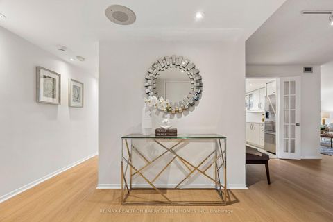 Photo 3 at 301 - 360 Bloor Street E, Moore Park, Toronto