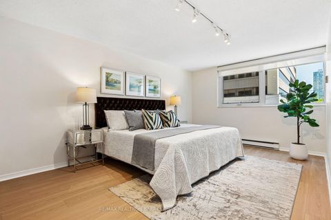 Photo 24 at 301 - 360 Bloor Street E, Moore Park, Toronto