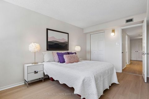 Photo 28 at 301 - 360 Bloor Street E, Moore Park, Toronto