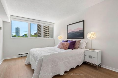 Photo 29 at 301 - 360 Bloor Street E, Moore Park, Toronto