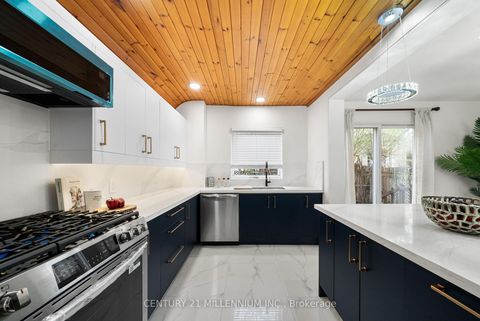 Photo 13 at 134 Helendale Avenue, Eglinton, Toronto