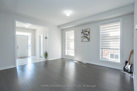 Photo 10 at 5 Ainslie Hill Crescent, Sutton & Jackson's Point, Georgina
