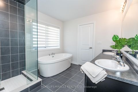 Photo 24 at 5 Ainslie Hill Crescent, Sutton & Jackson's Point, Georgina