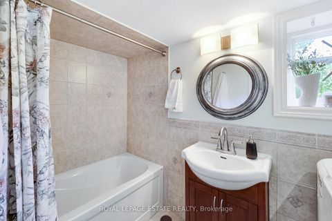 Photo 17 at 739 Craven Road, Coxwell, Toronto
