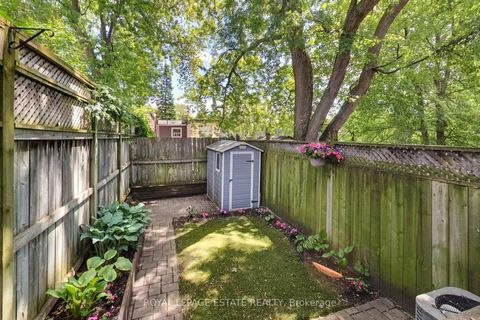 Photo 19 at 739 Craven Road, Coxwell, Toronto