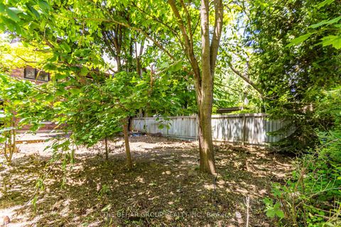 Photo 10 at 313 Sunnyside Avenue, Swansea, Toronto