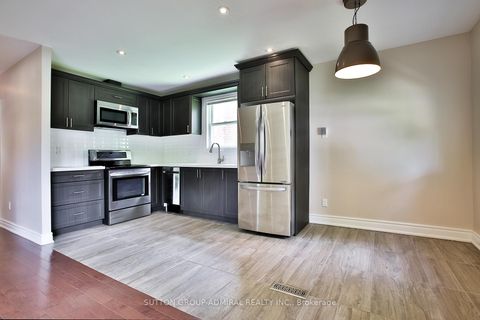Photo 3 at 33 Regina Avenue, Lawrence, Toronto