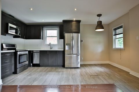 Photo 4 at 33 Regina Avenue, Lawrence, Toronto