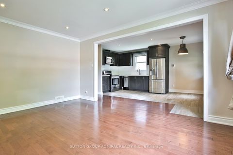 Photo 9 at 33 Regina Avenue, Lawrence, Toronto