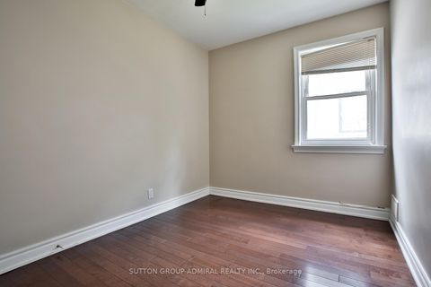 Photo 11 at 33 Regina Avenue, Lawrence, Toronto