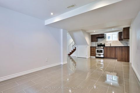 Photo 23 at 33 Regina Avenue, Lawrence, Toronto
