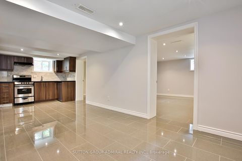 Photo 24 at 33 Regina Avenue, Lawrence, Toronto