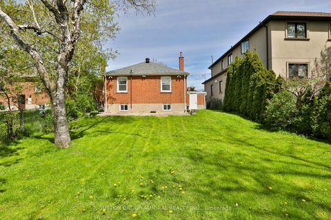 Photo 35 at 33 Regina Avenue, Lawrence, Toronto
