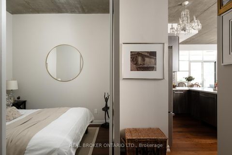 Photo 14 at 803 - 23 Brant Street, Waterfront Communities C1, Toronto