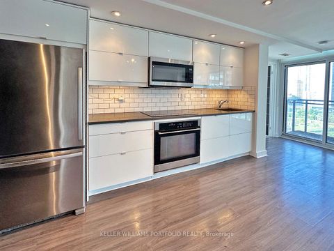 Photo 3 at 1618 - 4K Spadina Avenue, Waterfront Communities C1, Toronto