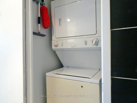Photo 5 at 1618 - 4K Spadina Avenue, Waterfront Communities C1, Toronto