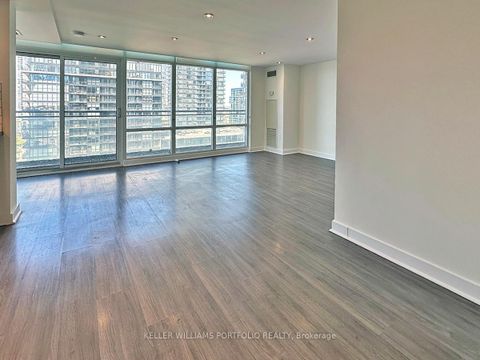 Photo 10 at 1618 - 4K Spadina Avenue, Waterfront Communities C1, Toronto