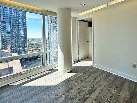 Photo 23 at 1618 - 4K Spadina Avenue, Waterfront Communities C1, Toronto