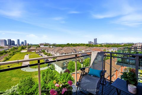 Photo 11 at 923 - 120 Dallimore Circle, Don Mills, Toronto