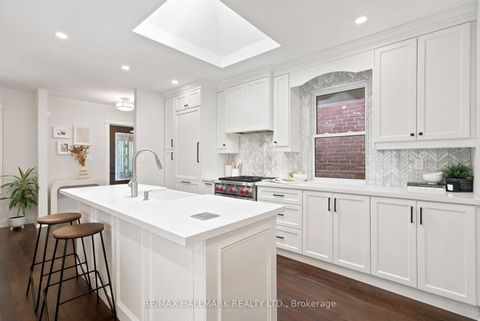Photo 15 at 69 Gatwick Avenue, Lumsden, Toronto